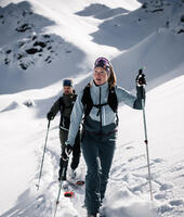 DB_8271_SKITOUR_LIGHT_WS2425_Axams_Max Draeger_MedRes